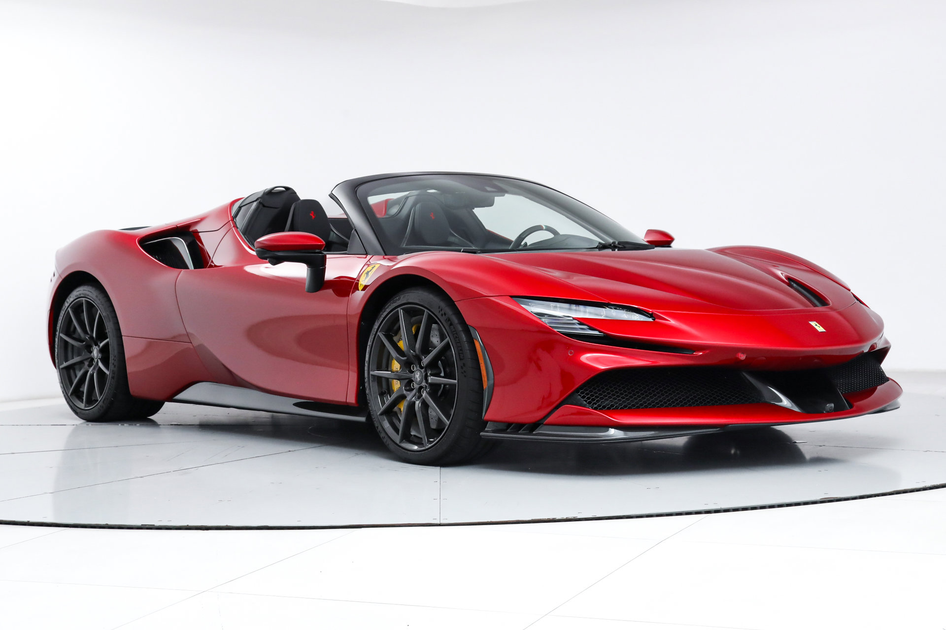Used 2025 Ferrari SF90 Spider image 12