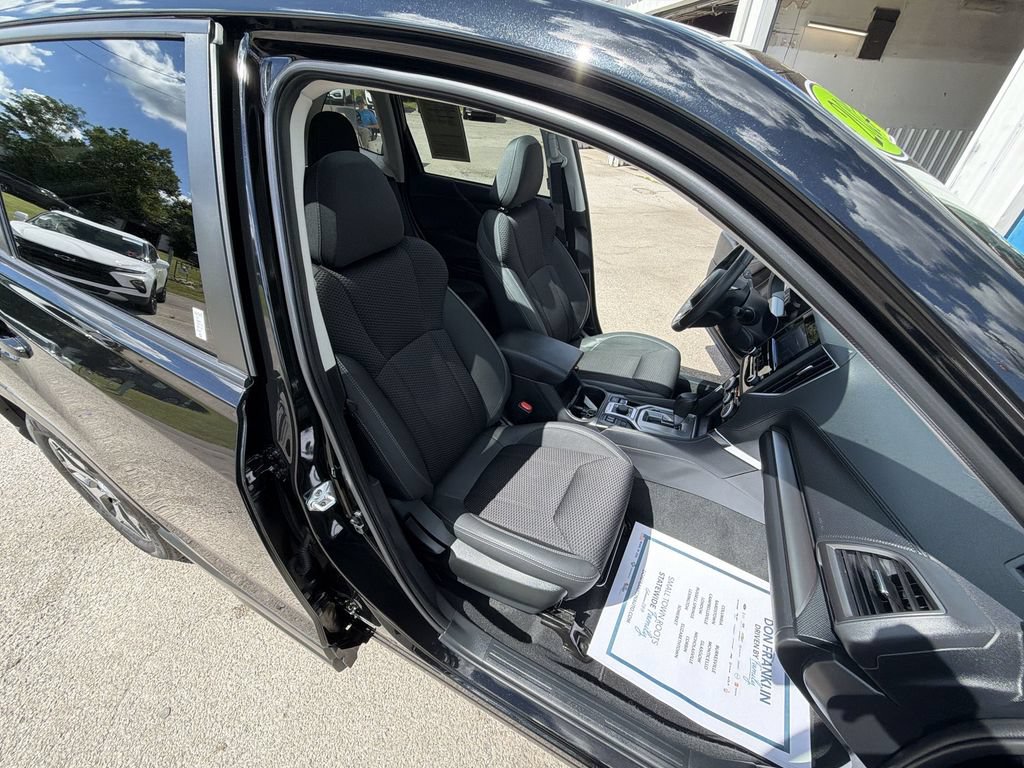Used 2024 Subaru Forester Premium AWD/4WD image 26