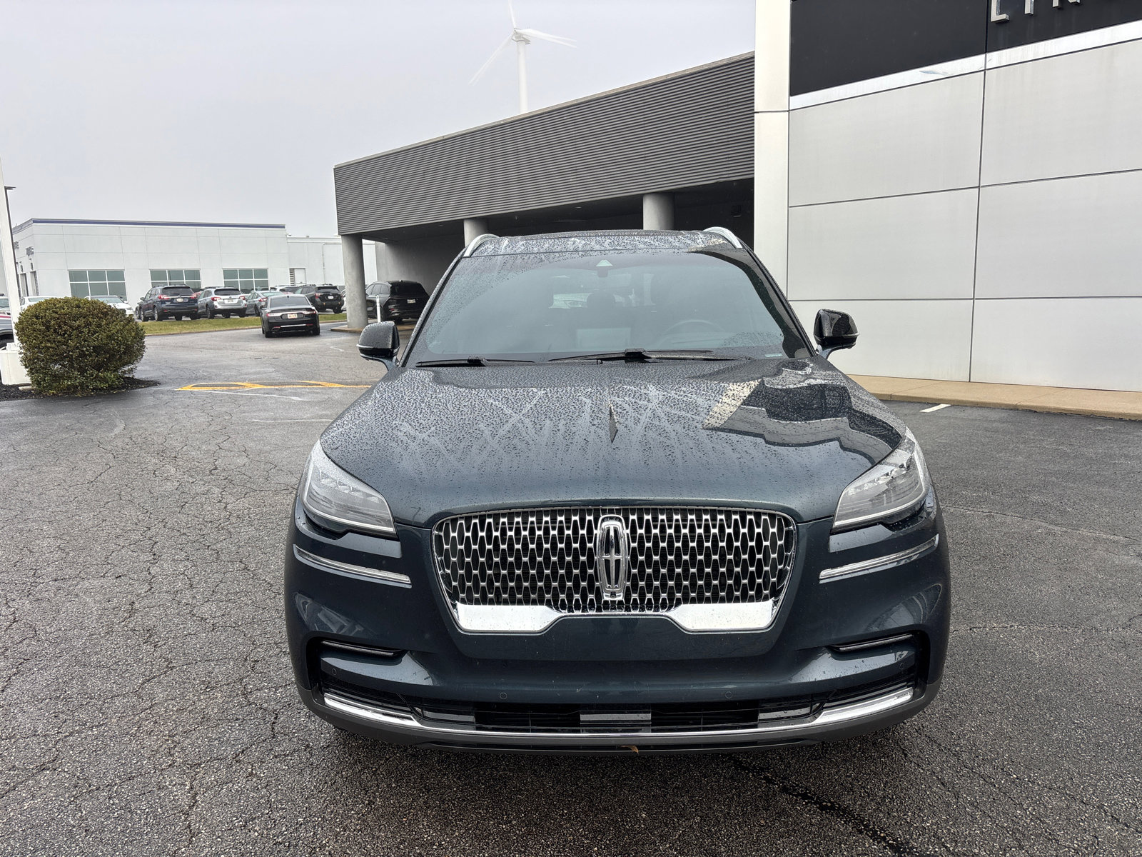 Certified 2023 Lincoln Aviator Reserve w/ Equipment Group 201A image 2