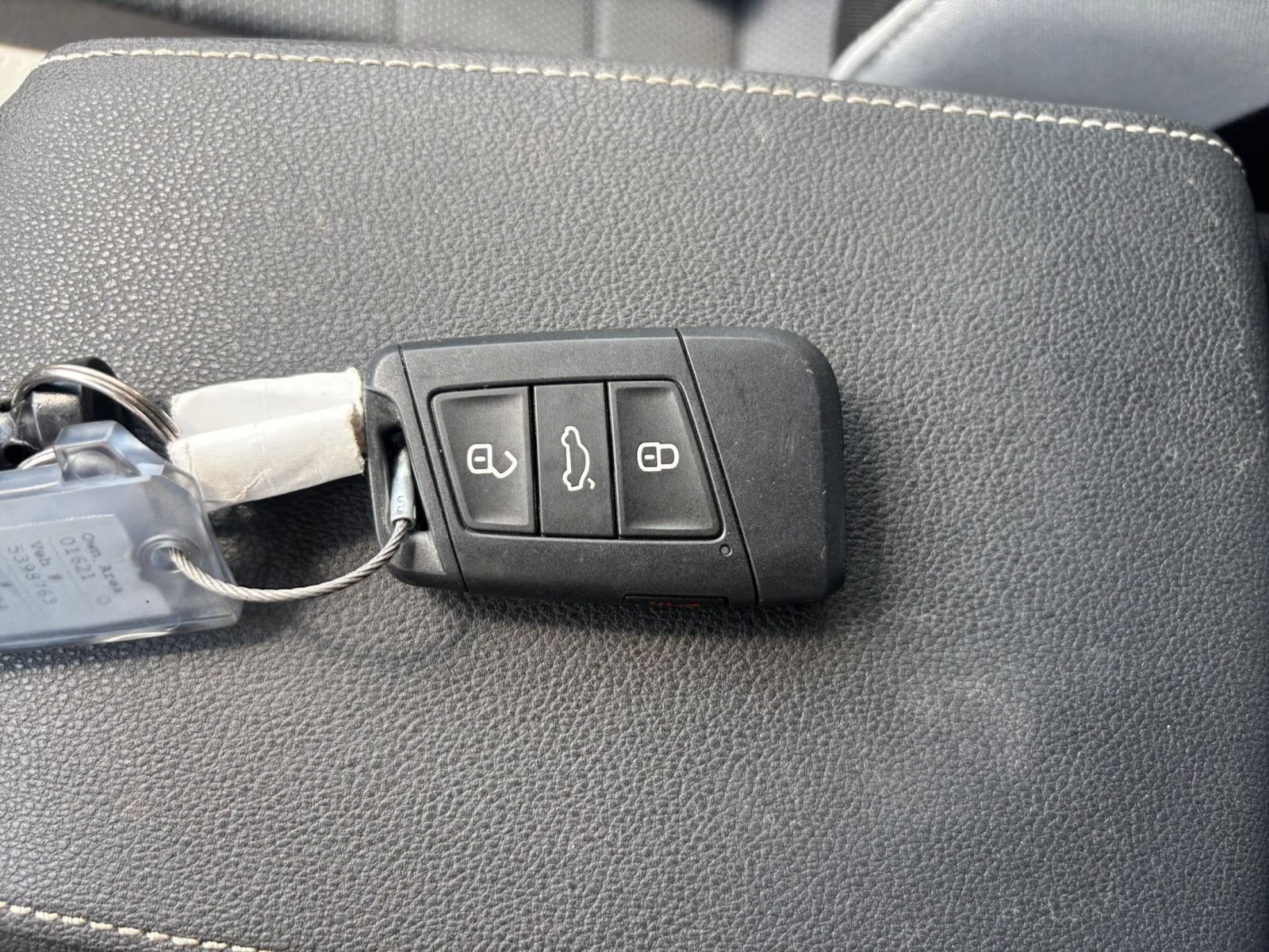Used 2026 Volkswagen Taos S FWD image 17
