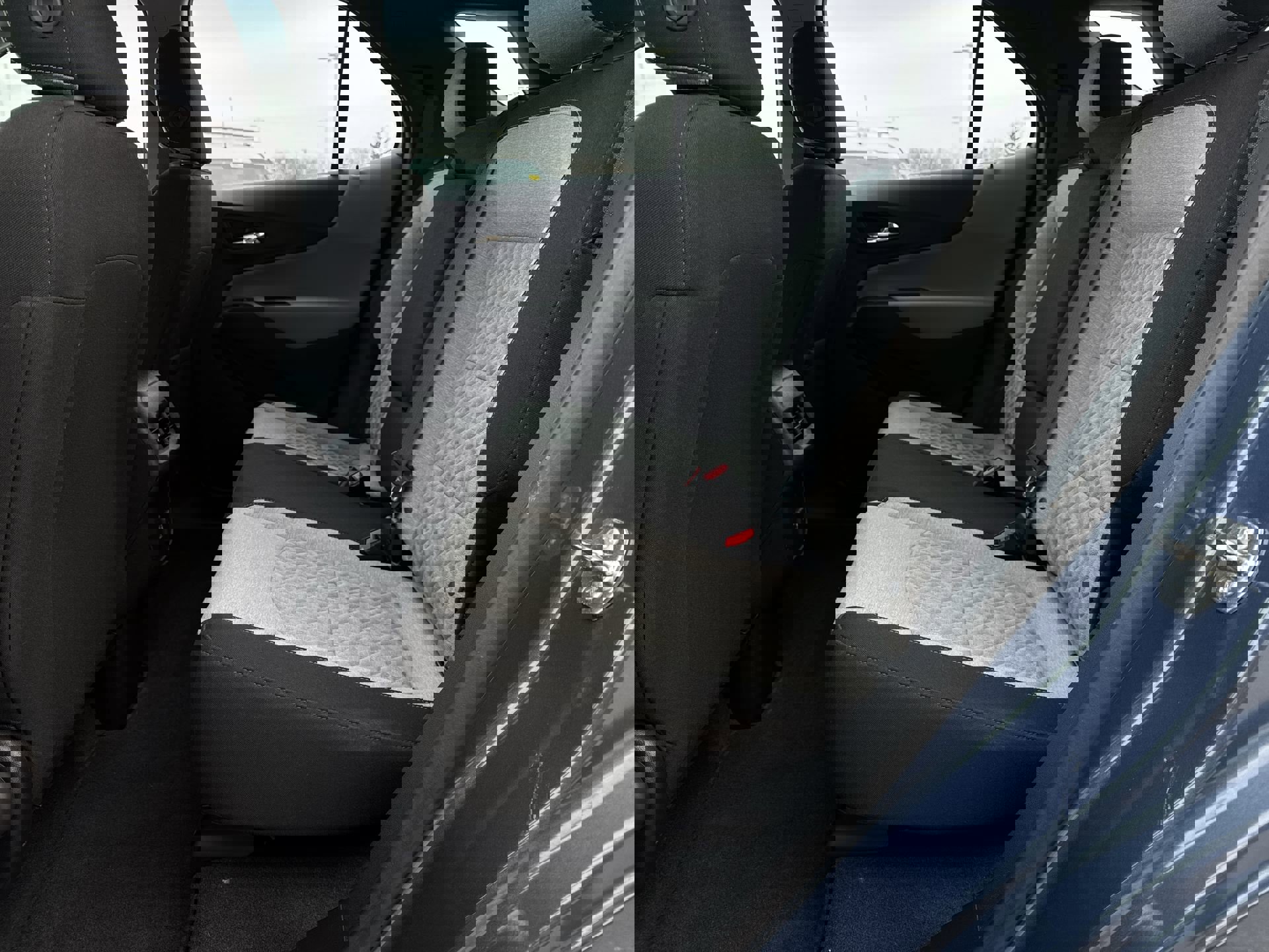 Certified 2024 Chevrolet Equinox LS w/ Driver Confidence II Package image 24