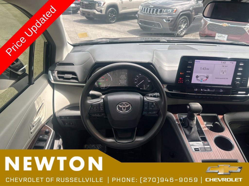 Used 2022 Toyota Sienna LE FWD image 20