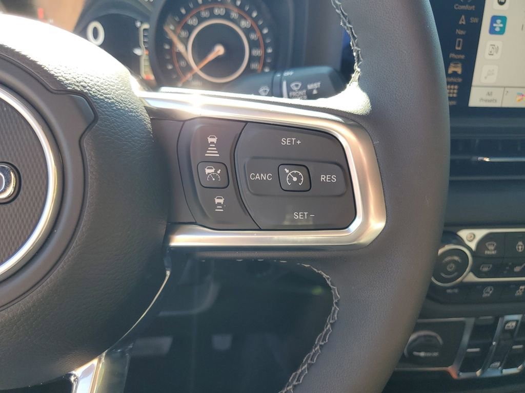 New 2025 Jeep Wrangler Sahara image 21