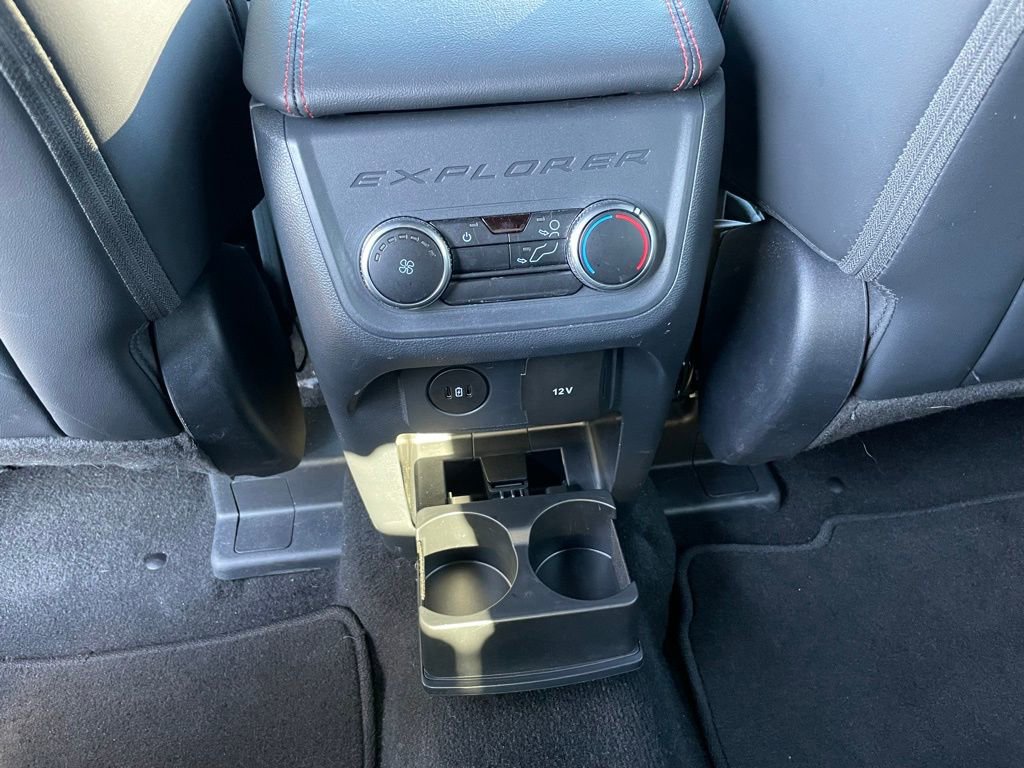 Used 2025 Ford Explorer ST-Line AWD/4WD image 56