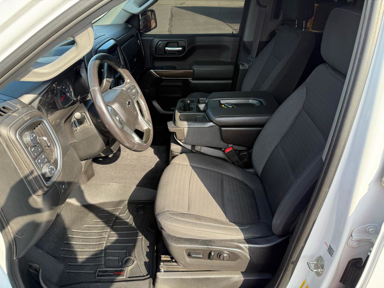 Used 2020 Chevrolet Silverado 1500 LT Trail Boss w/ Convenience Package AWD/4WD image 10
