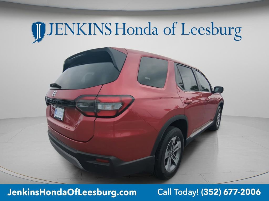 Used 2024 Honda Pilot EX-L image 3