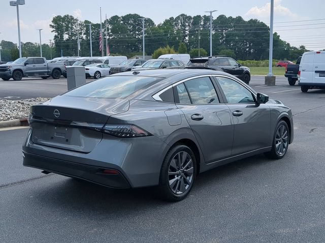 New 2026 Nissan Sentra SL w/ Floor Mat Package FWD image 3
