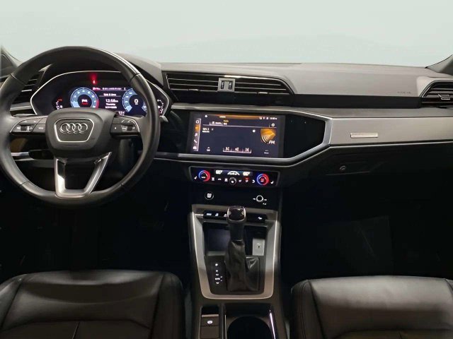 Used 2023 Audi Q3 2.0T Premium w/ Convenience Package AWD/4WD image 13