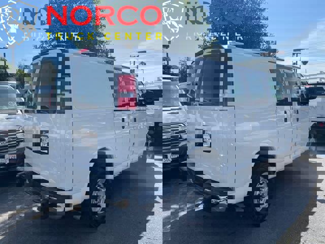 Used 2018 Chevrolet Express 2500 w/ Driver Convenience Package image 14