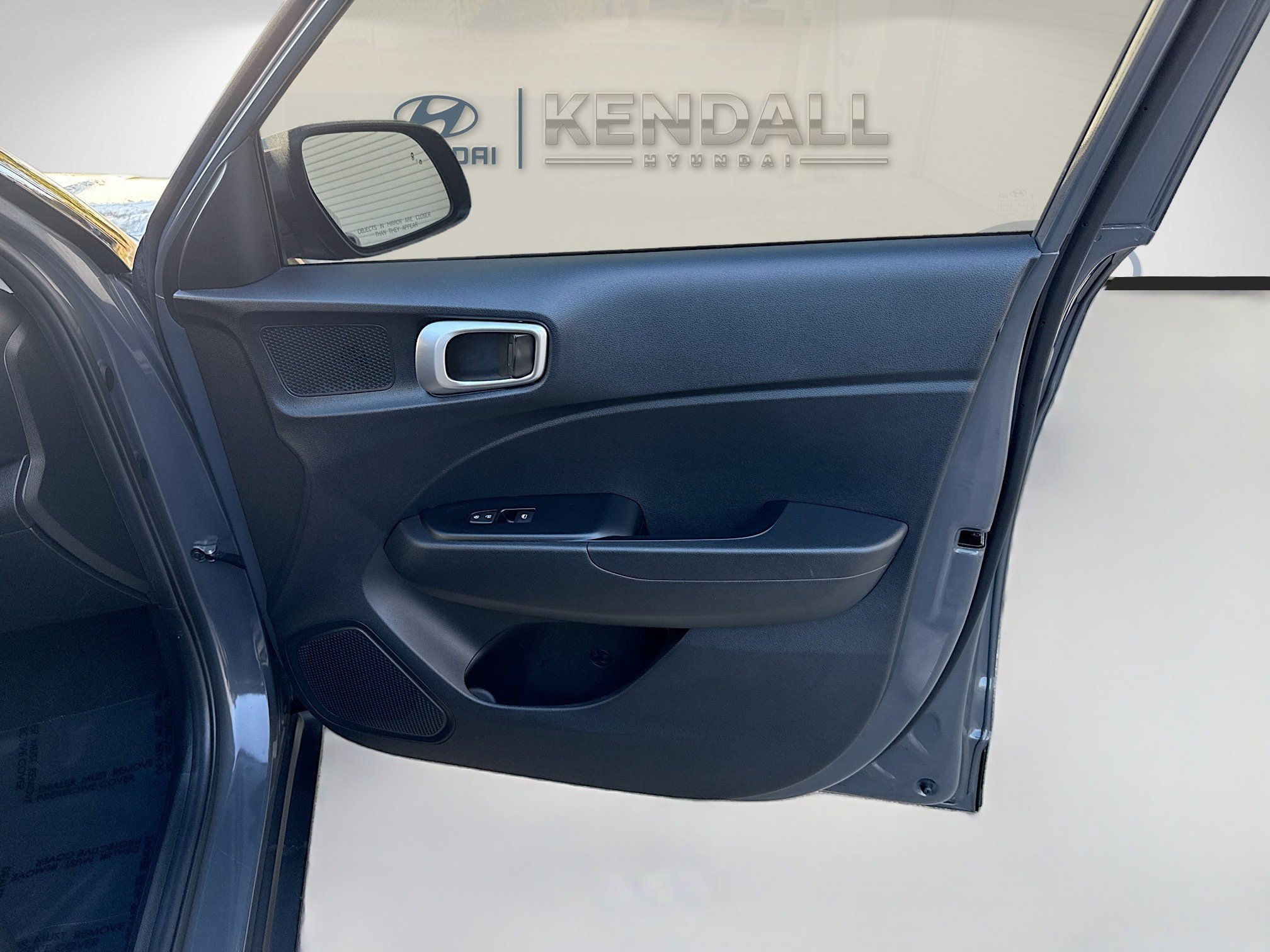 Used 2023 Hyundai Venue SEL image 31