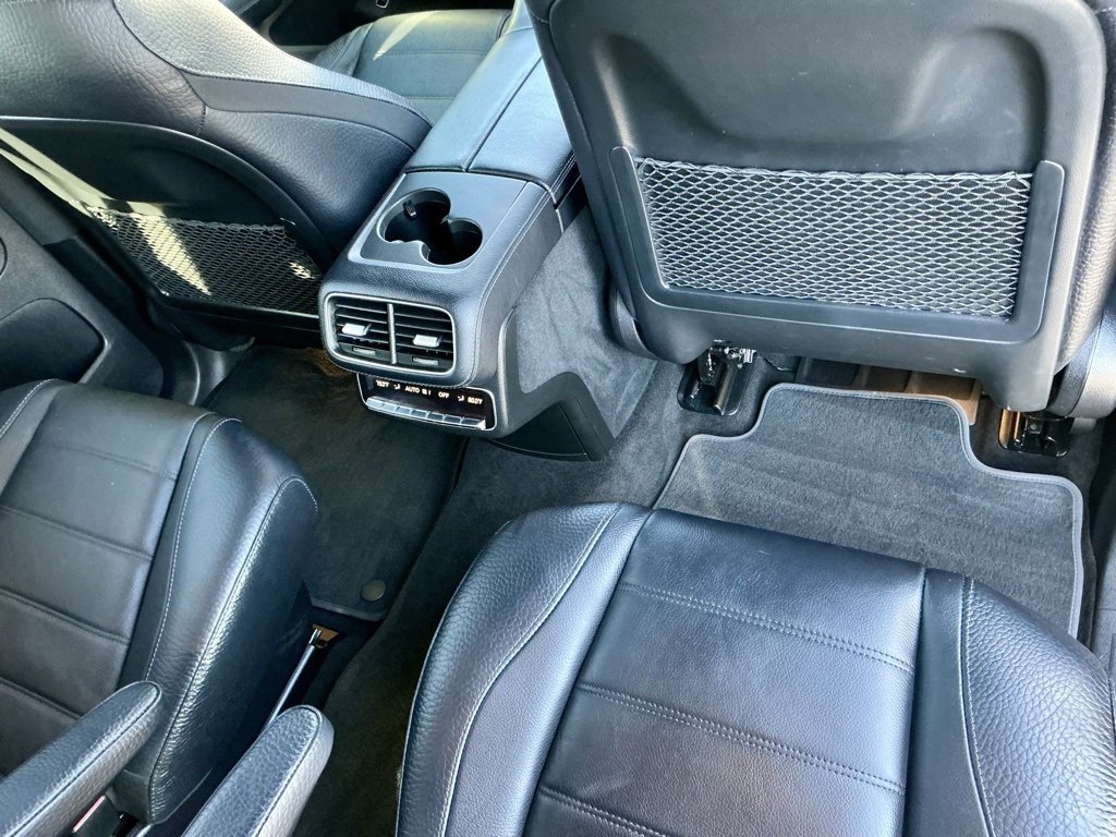 Used 2021 Mercedes-Benz GLS 580 4MATIC image 24