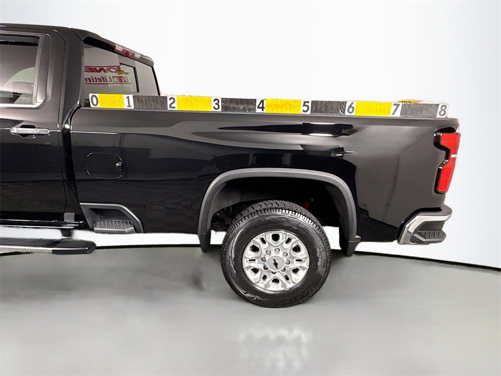 Used 2024 Chevrolet Silverado 2500 LTZ w/ LTZ Convenience Package image 31