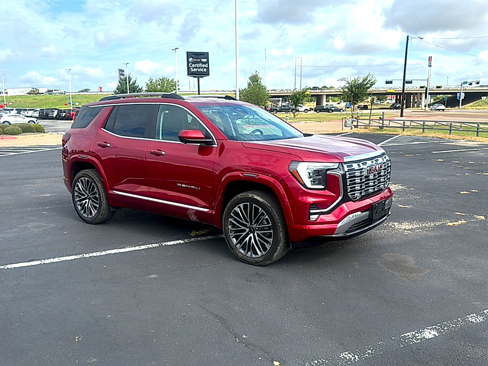 Used 2026 GMC Terrain Denali AWD/4WD image 3