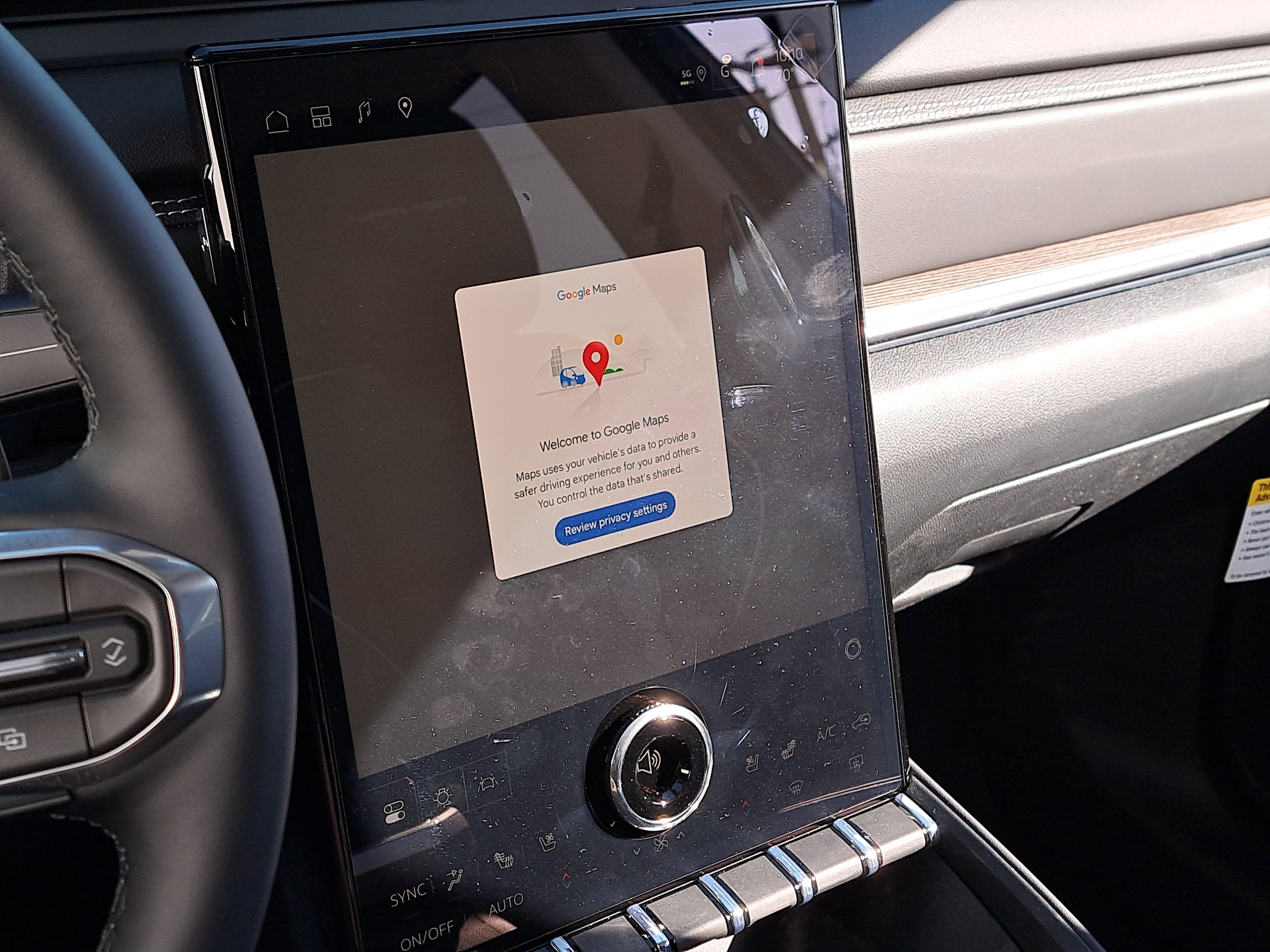 New 2026 GMC Terrain Denali w/ LPO, Black Badging Package image 30