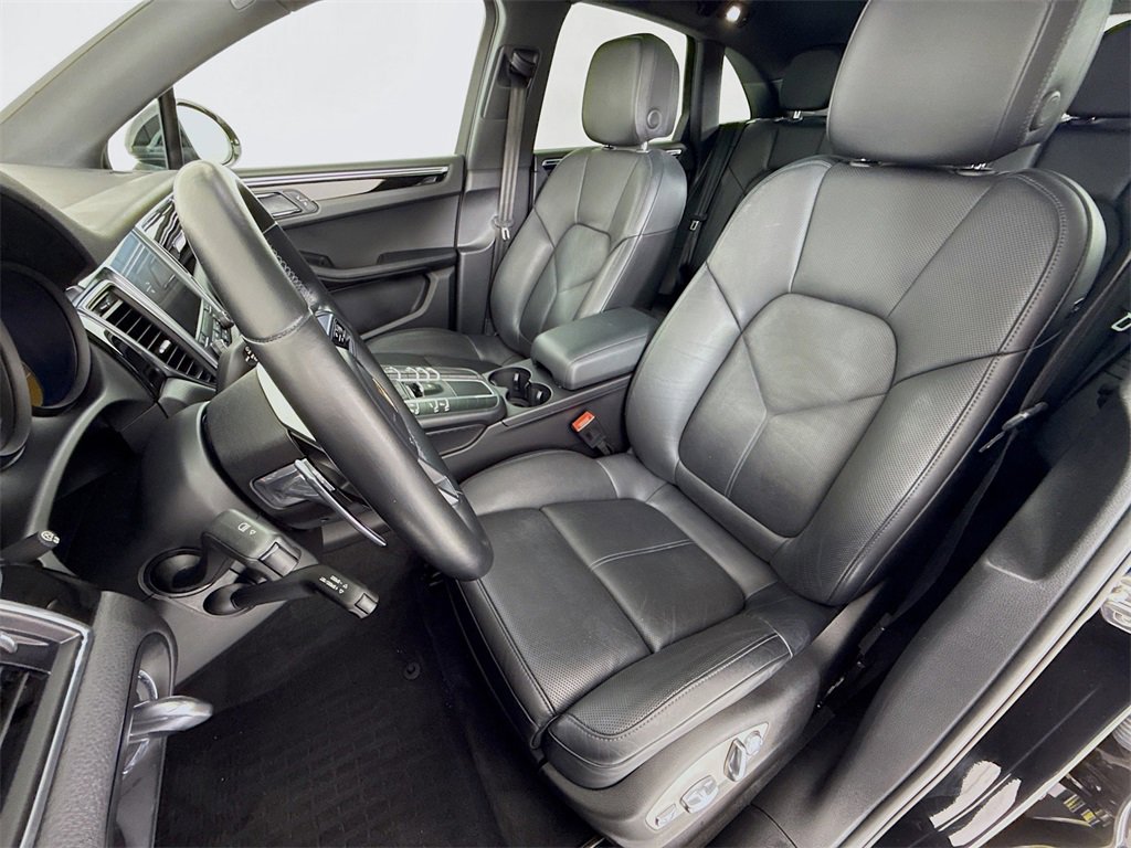 Used 2017 Porsche Macan image 5