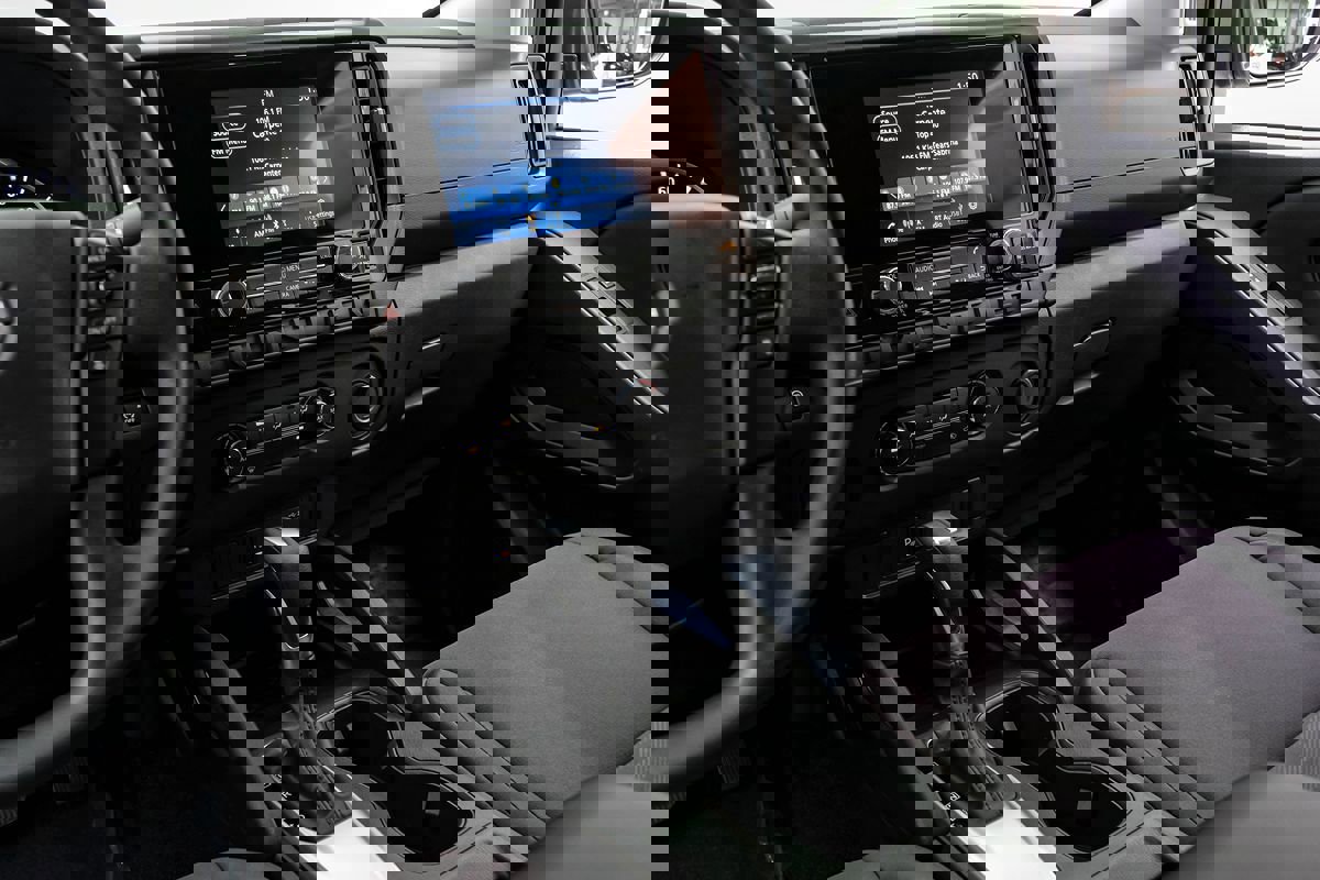 Used 2025 Nissan Frontier S image 20