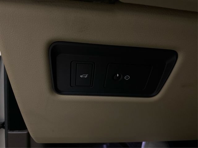 Used 2018 Land Rover Range Rover Supercharged AWD/4WD image 24