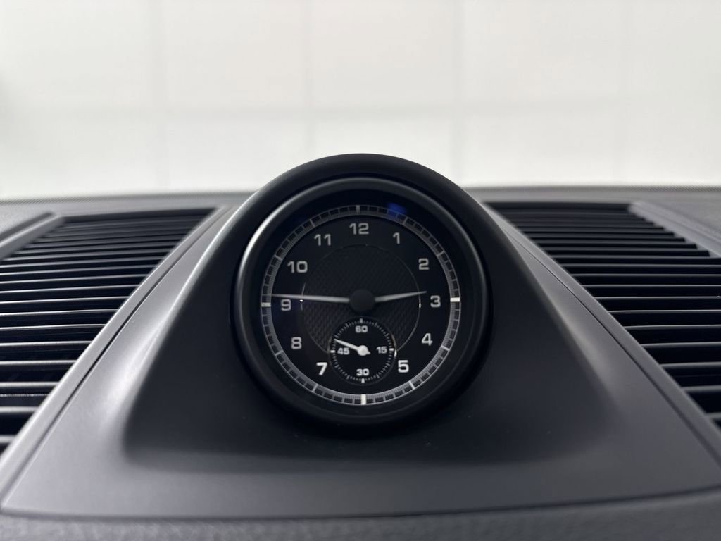 New 2026 Porsche Macan AWD/4WD image 29