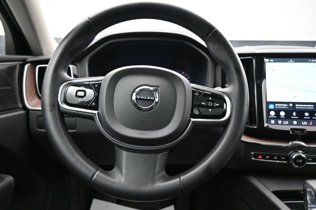 Used 2023 Volvo XC60 B5 Plus w/ Climate Package AWD/4WD image 15