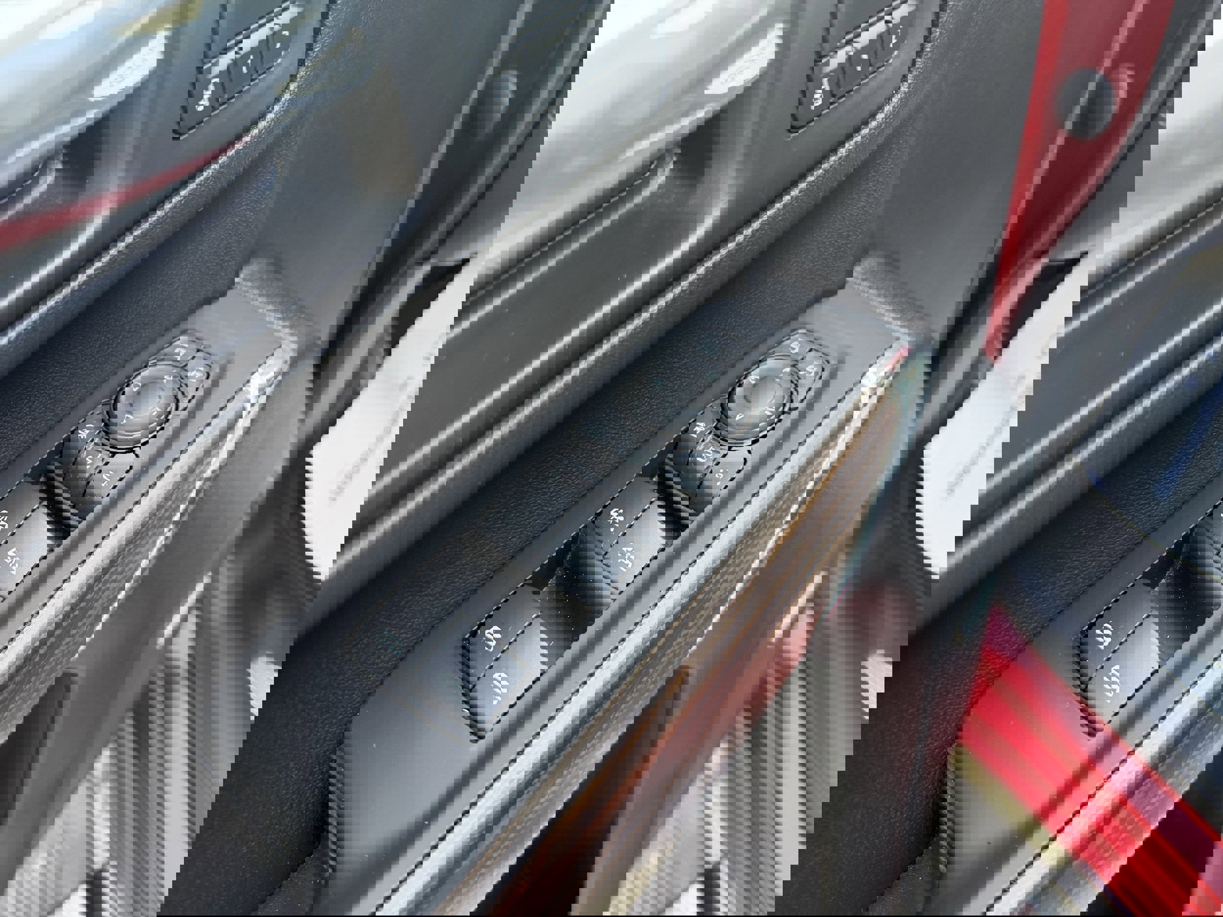 Used 2023 Chevrolet Silverado 2500 High Country image 13