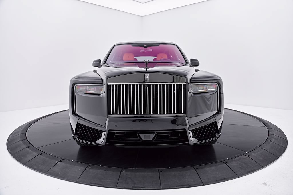 Used 2026 Rolls-Royce Cullinan Black Badge AWD/4WD image 18