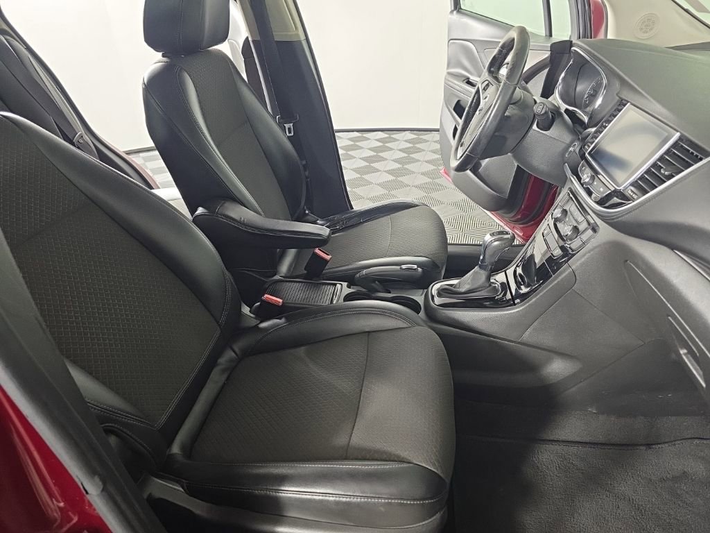 Used 2019 Buick Encore Preferred image 34