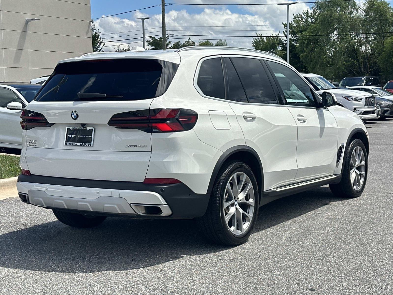 Used 2026 BMW X5 xDrive40i AWD/4WD image 5