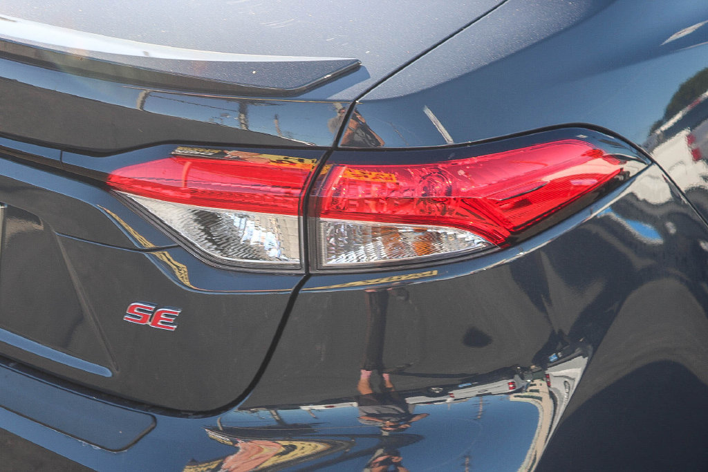 Used 2025 Toyota Corolla SE FWD image 42