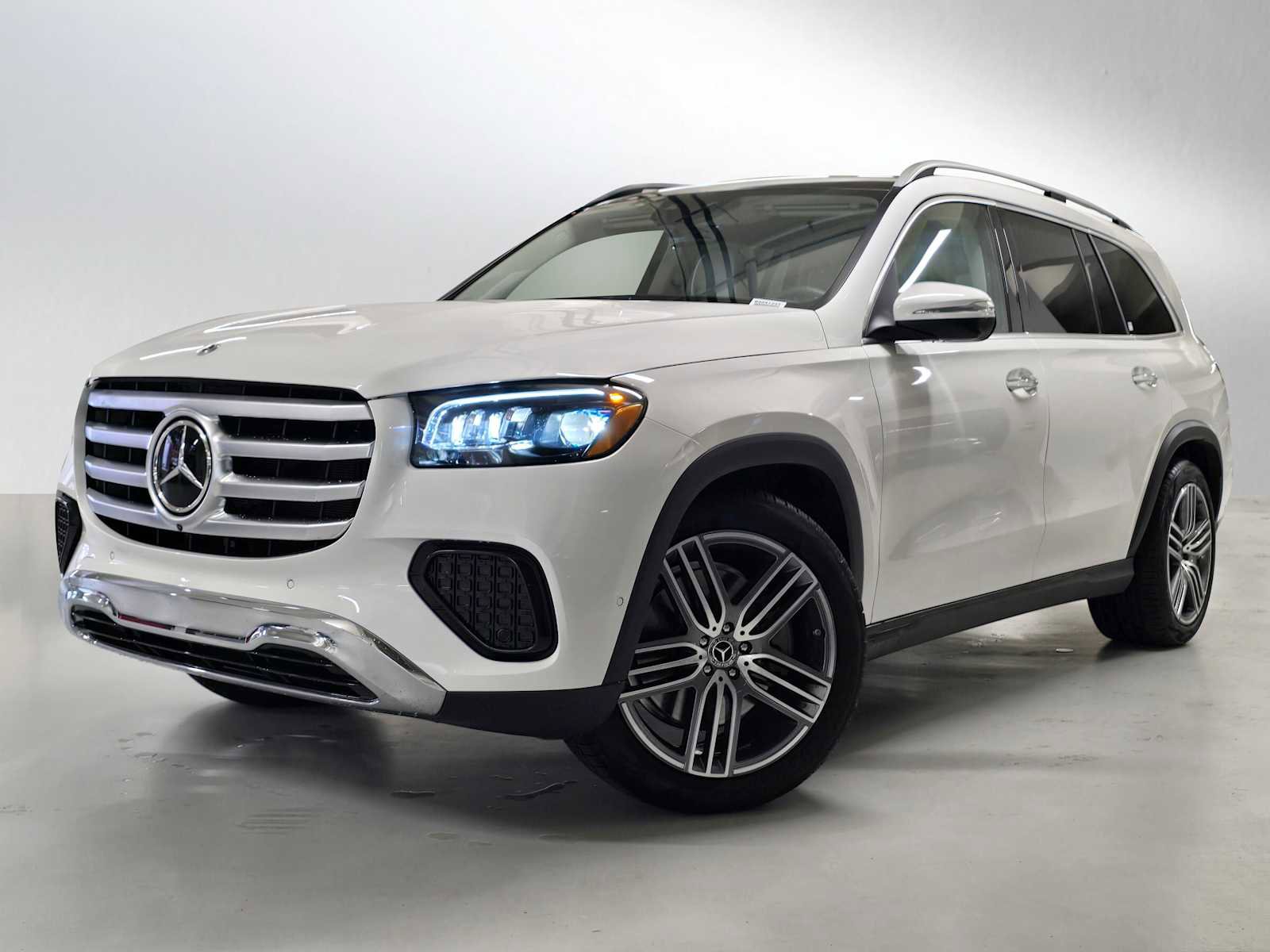 Used 2025 Mercedes-Benz GLS 450 GLS 450 image 1