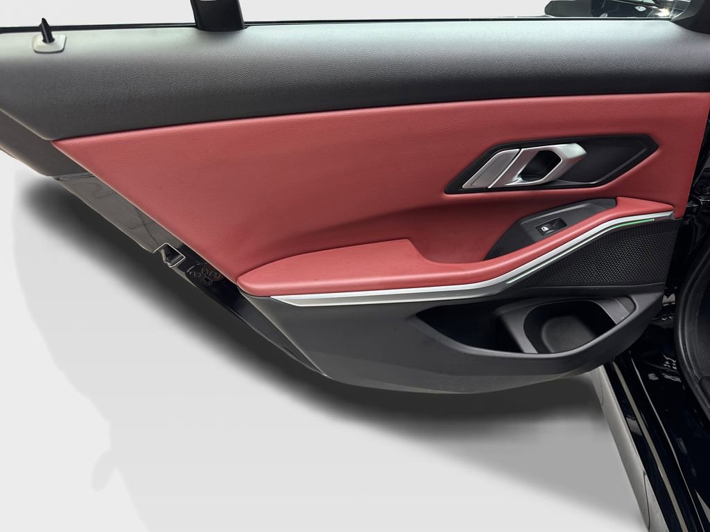 Used 2023 BMW 330i Sedan w/ Convenience Package image 37