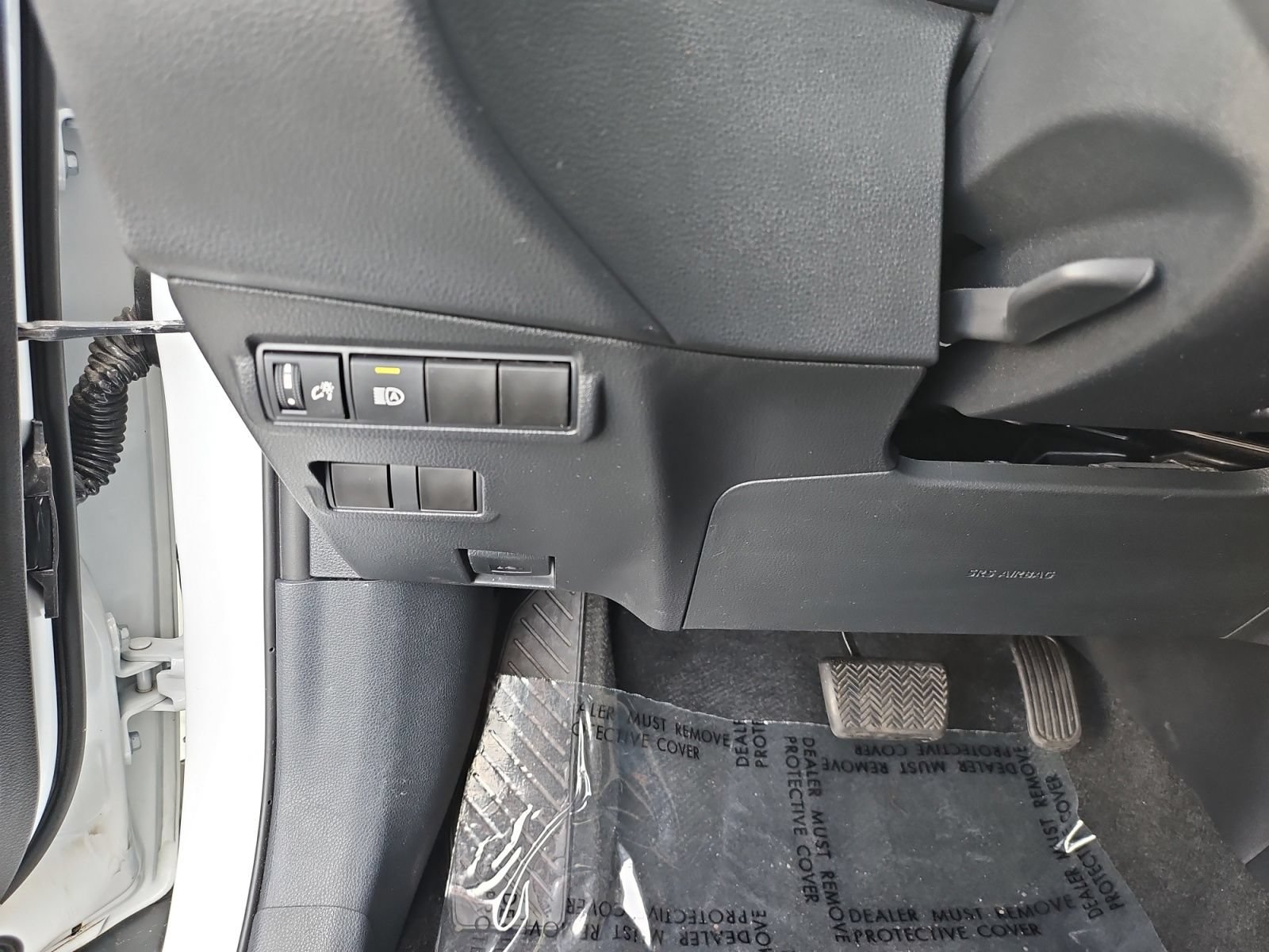 Used 2024 Toyota Corolla Cross LE w/ Moonroof Package FWD image 26