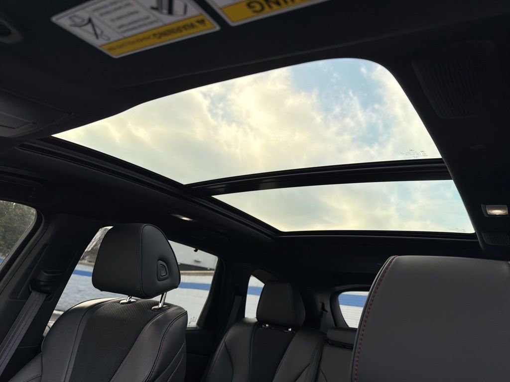 Used 2025 Acura MDX A-Spec image 11