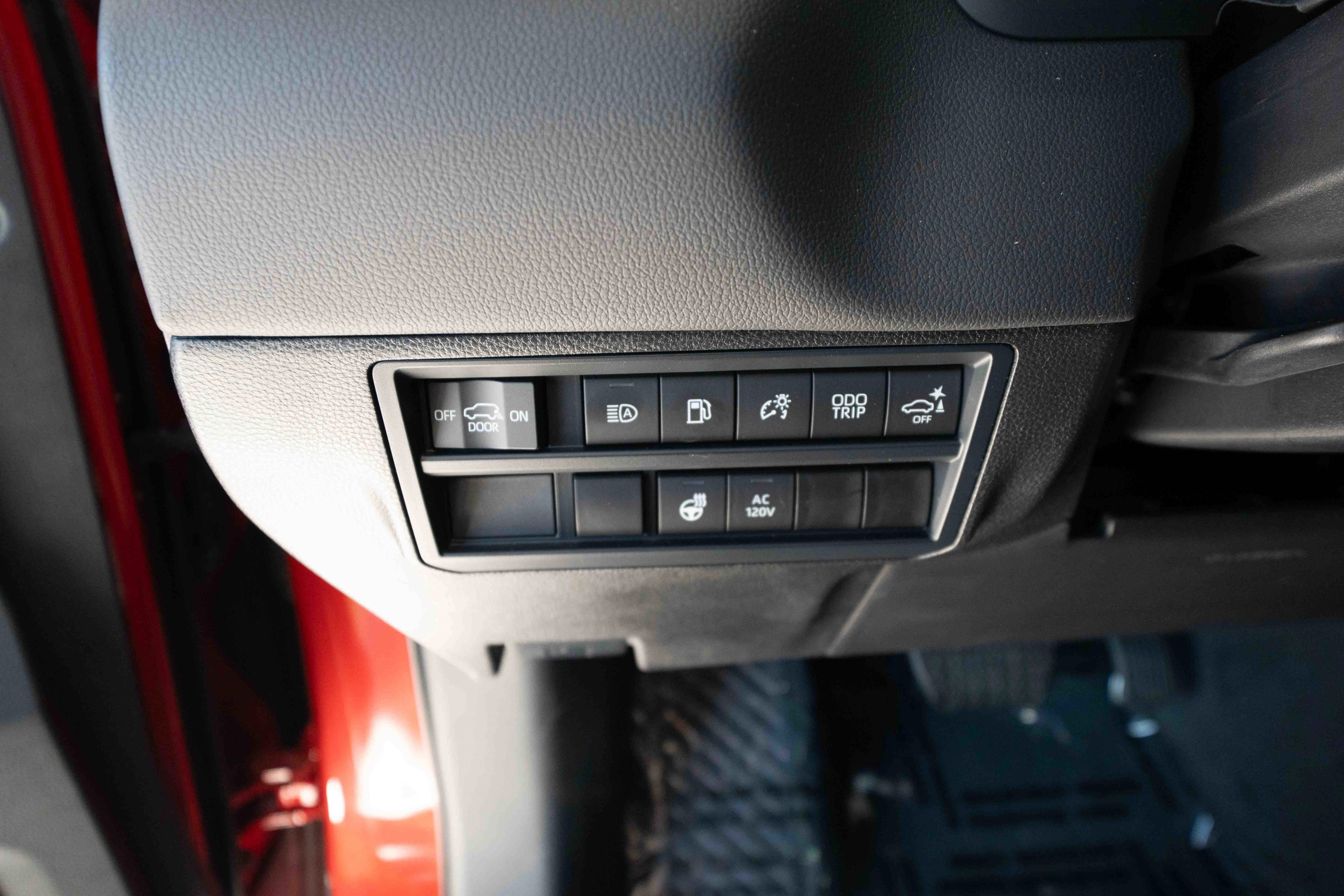 Used 2025 Toyota Sequoia Limited w/ Tow Technology Package image 11