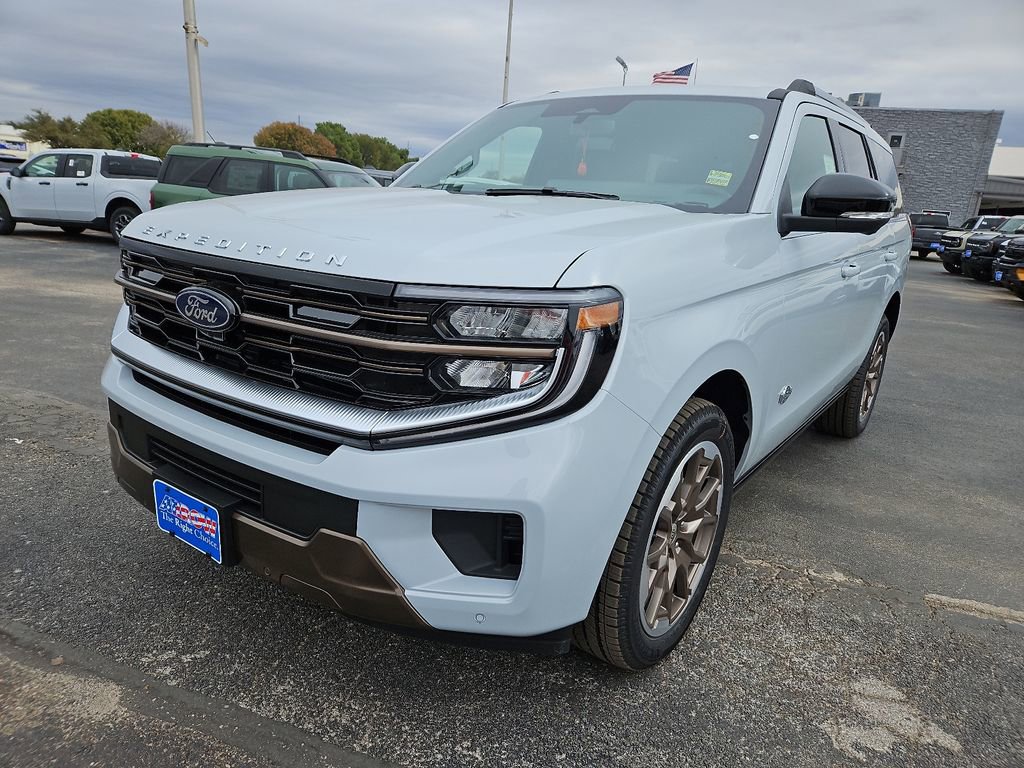 New 2025 Ford Expedition King Ranch image 4