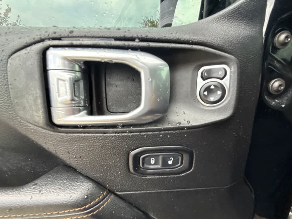 Used 2022 Jeep Gladiator Overland AWD/4WD image 23