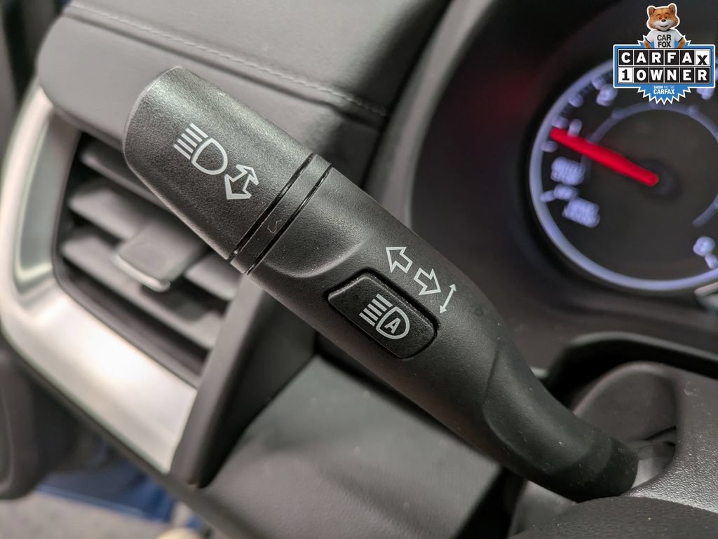 Used 2024 GMC Terrain SLE FWD image 19
