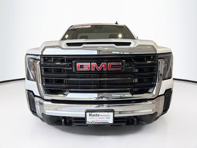 Used 2024 GMC Sierra 3500 Pro w/ Convenience Package image 2