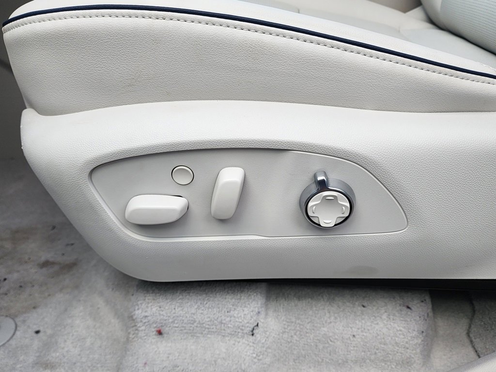 New 2026 Buick Enclave Avenir w/ Super Cruise Package image 18