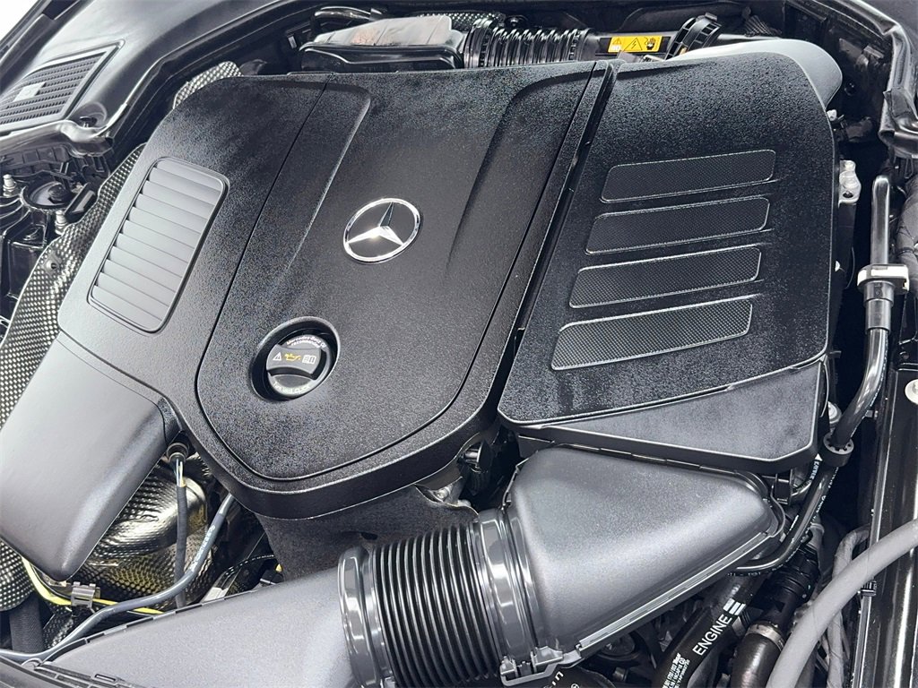 Used 2025 Mercedes-Benz C 300 Sedan image 60