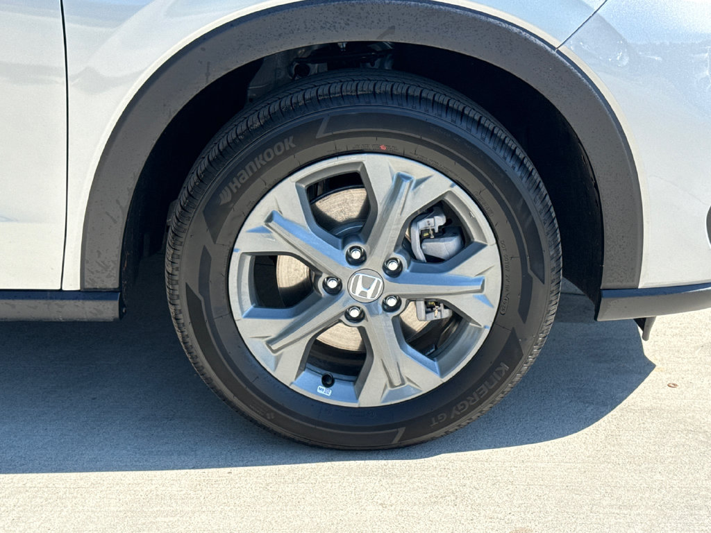 Certified 2027 Honda HR-V LX image 11