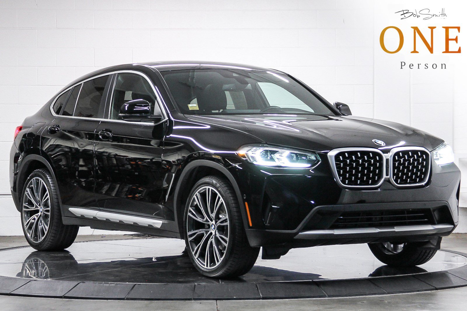 Certified 2023 BMW X4 xDrive30i w/ Parking Assistance Package AWD/4WD image 1