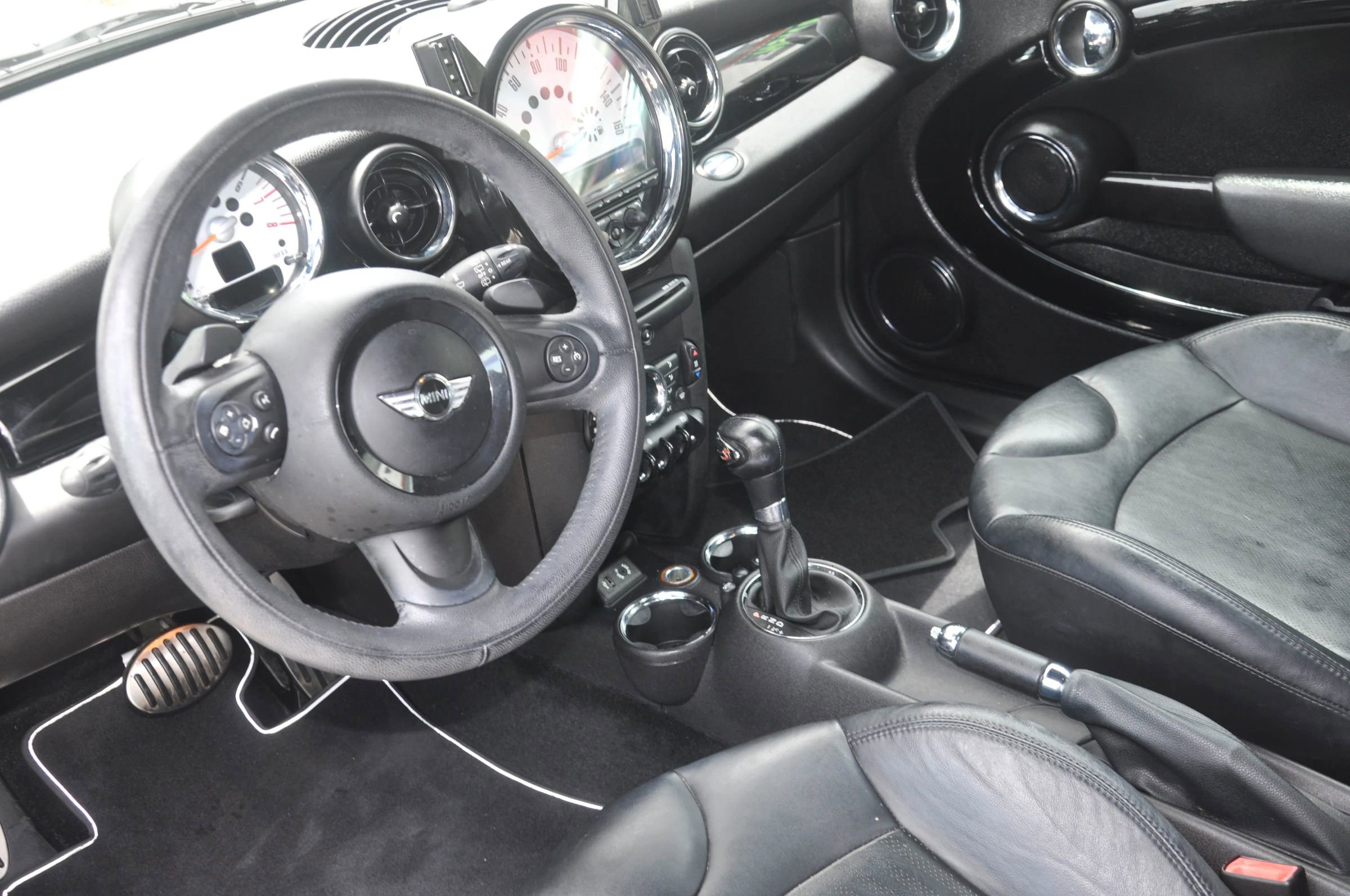 Used 2013 MINI Cooper S FWD image 34