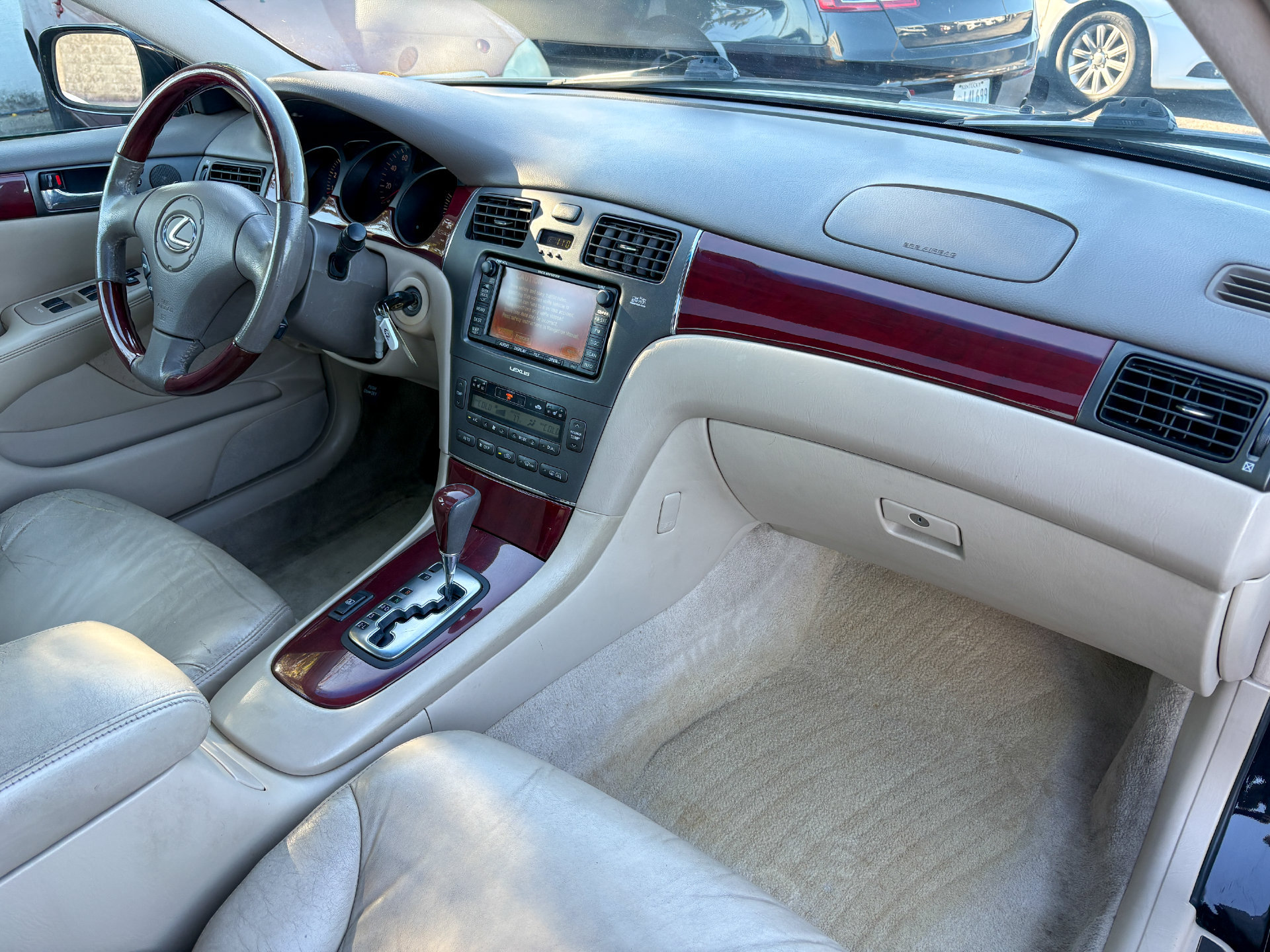 Used 2004 Lexus ES 330 FWD image 19