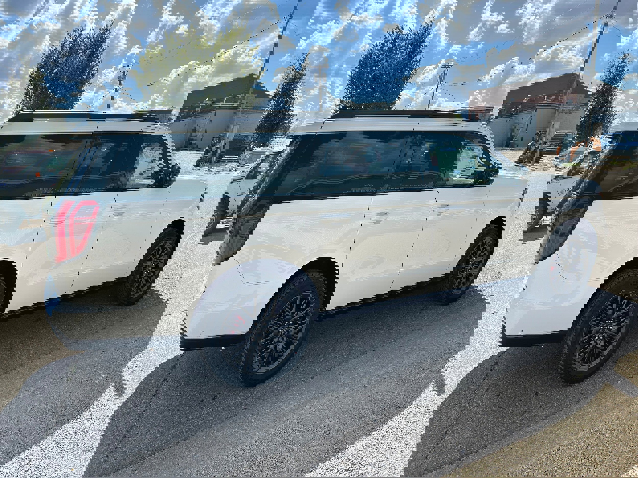 New 2025 Ford Expedition Max Platinum image 3