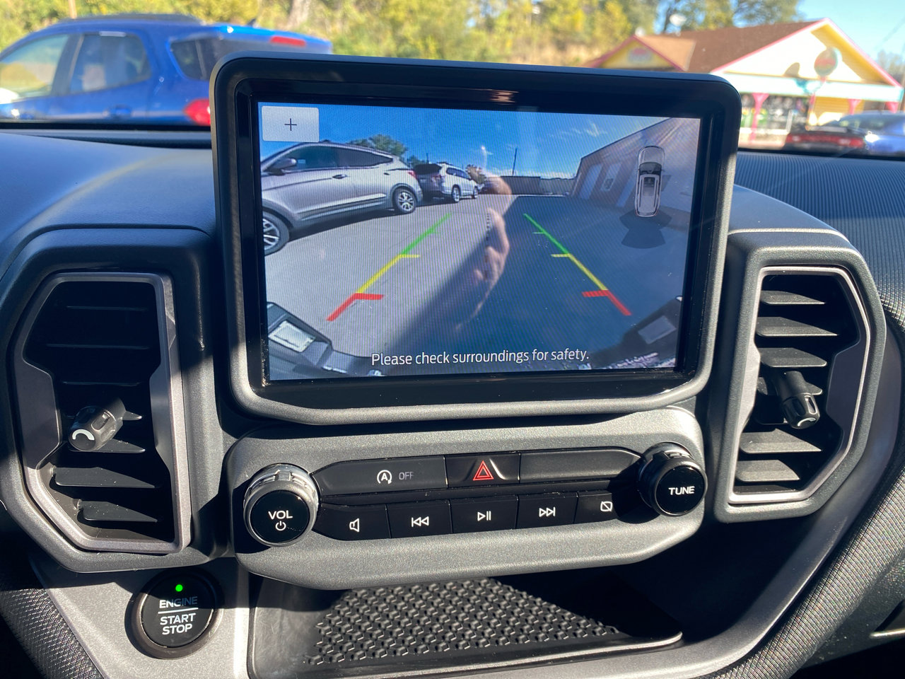 Used 2021 Ford Bronco Sport Outer Banks w/ Outer Banks Package image 17