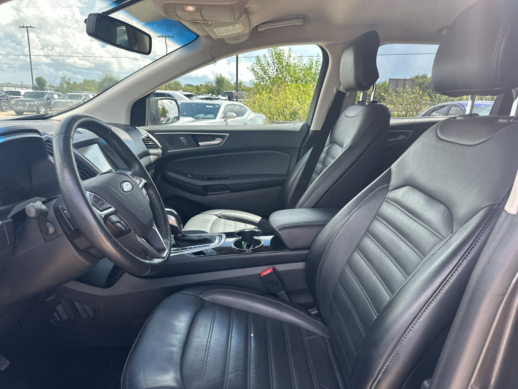 Used 2017 Ford Edge SEL w/ Equipment Group 201A AWD/4WD image 15