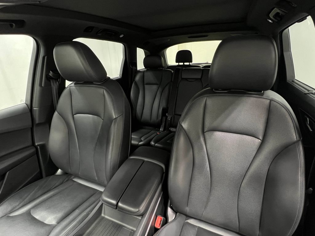 Used 2018 Audi Q7 3.0T Prestige image 16