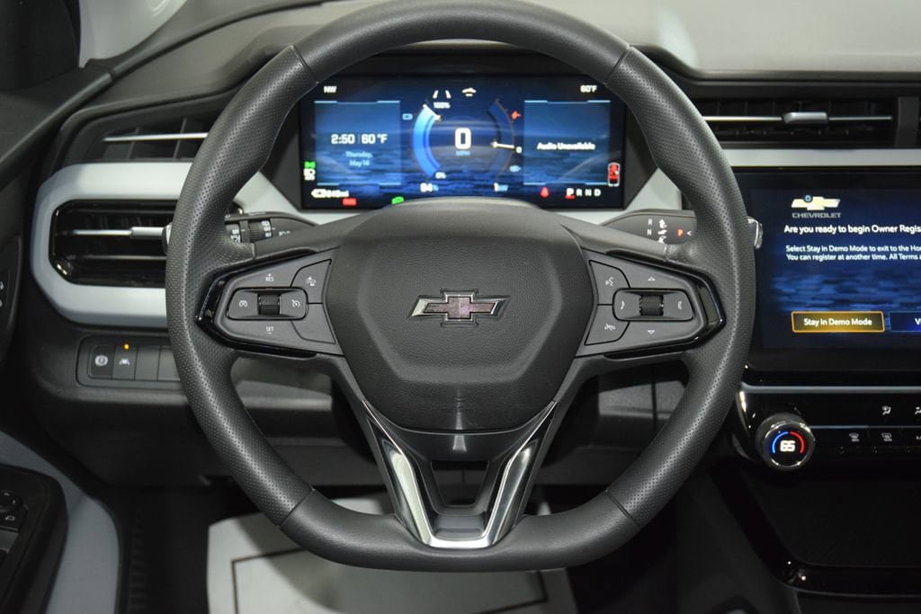 New 2027 Chevrolet Bolt LT FWD image 32