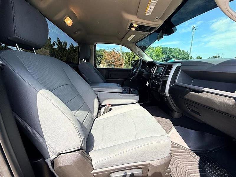 Used 2020 RAM 1500 Express w/ Express Value Package RWD image 20