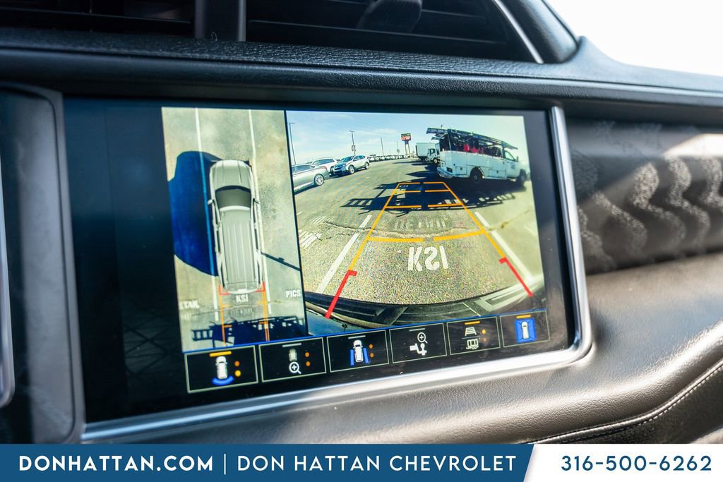 Used 2024 GMC Yukon XL Denali image 19